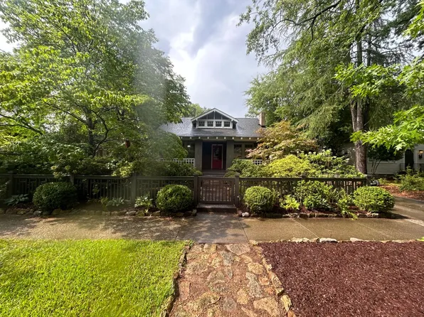 2827 Wilmot Ave, Columbia, SC 29205