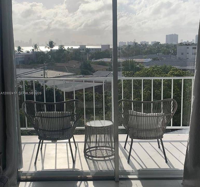 1st image of 6900 Bay Dr APT 5A