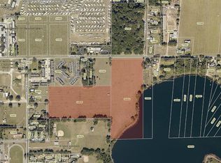 E Collins St, Umatilla, FL 32784