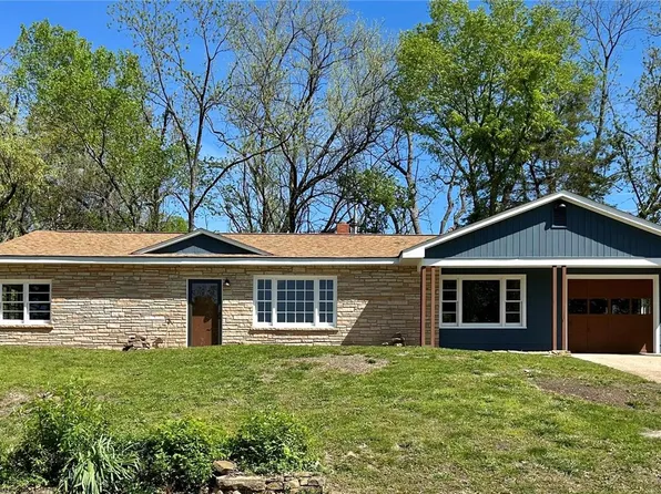 909 E 9th St, Rolla, MO 65401