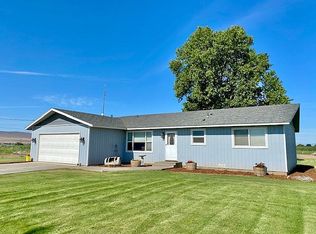 1890 S County Line Rd, Grandview, WA 98930