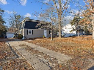 215 Evergreen Ave, Williamstown, NJ 08094