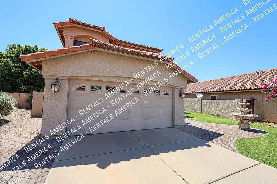 Move In Special Of 2 Weeks Free Rent — Photo 3