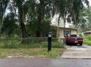 1102 Walnut St, Green Cove Springs, FL 32043