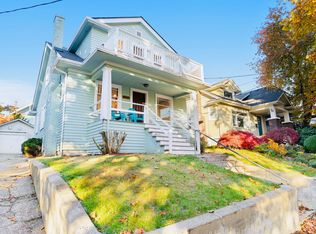 4551 4th Ave NE #B, Seattle, WA 98105