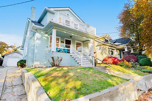 4551 4th Ave NE #B Photo 1 4551 4th Ave NE #B Photo 1