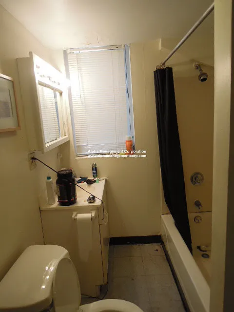 2 bed, 1.0 bath, $3,400 — Photo 4