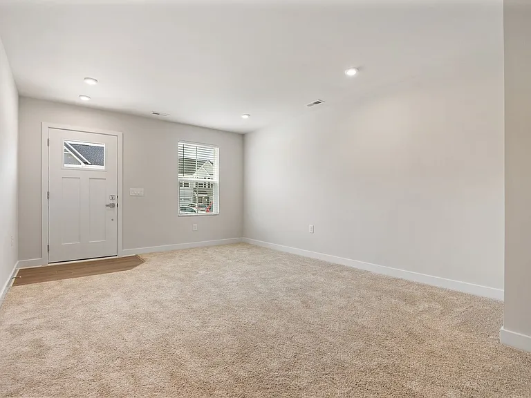 644 Pasture Ridge Rd — Photo 3