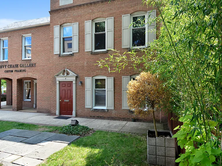 3813 Yuma St NW — Photo 79