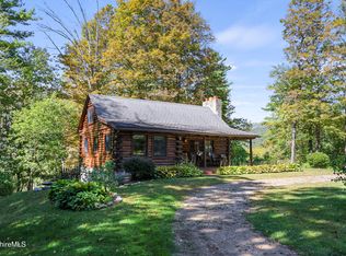 18 Hill Rd, Stockbridge, MA 01262