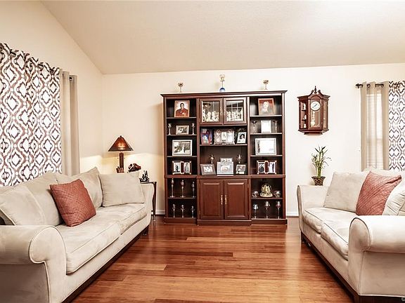 4th image of 3704 Paul Karnes Dr