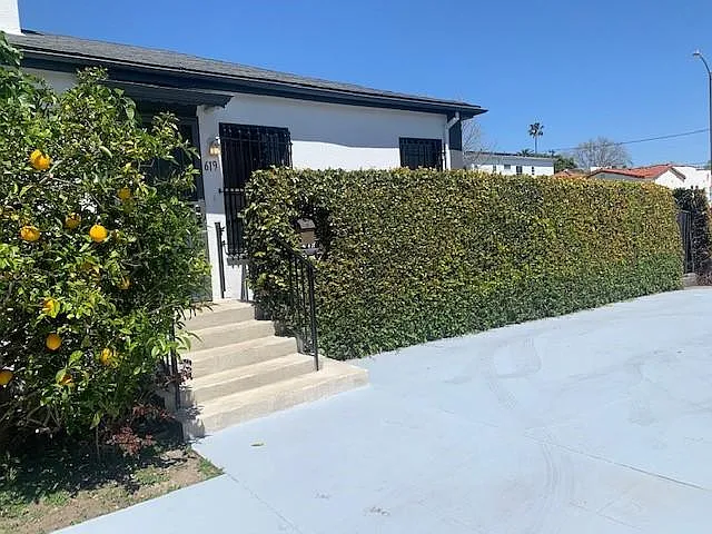 619 N Vista St — Photo 3