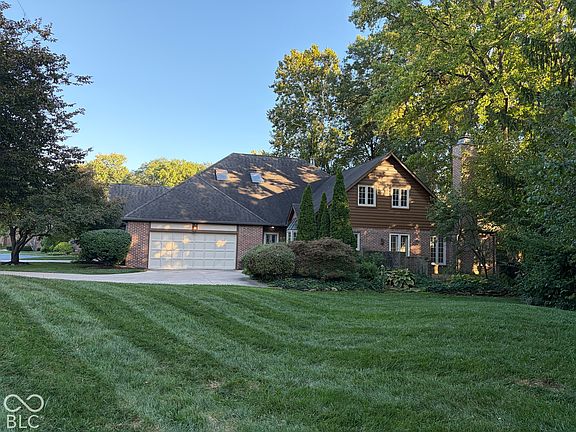 3rd image of 2065 Oldfields Circle South Dr