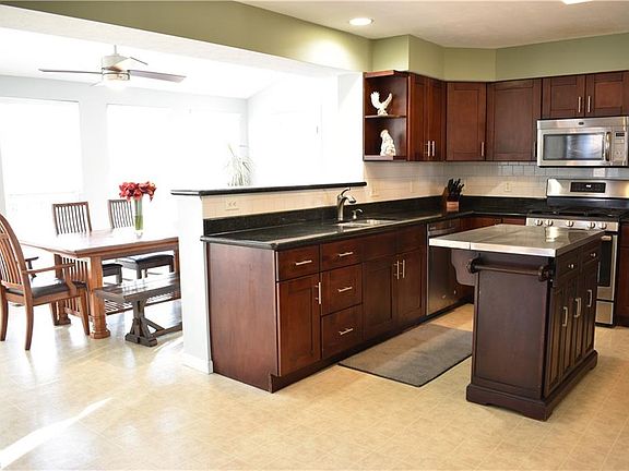 3rd image of 5088 Fitch Dr