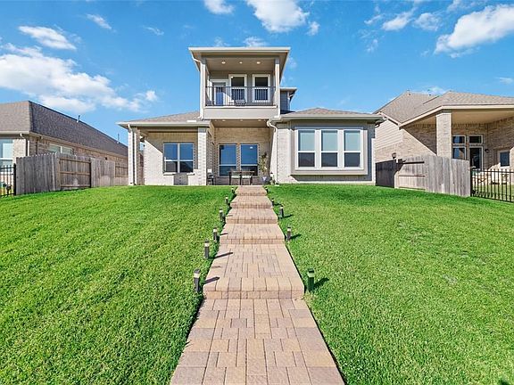 5th image of 3518 Lake Varano Cir