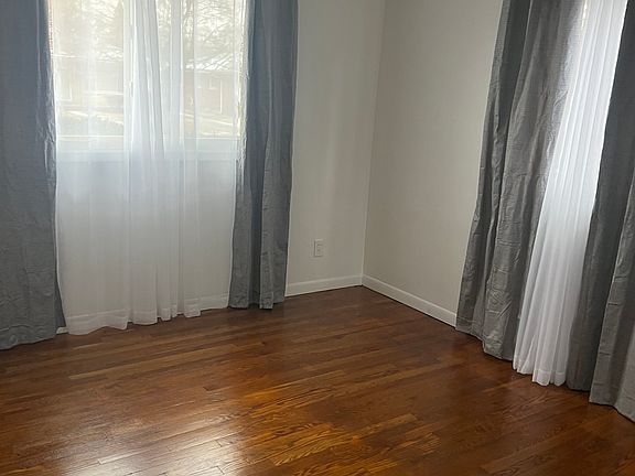4th image of 24620 Westgate Dr