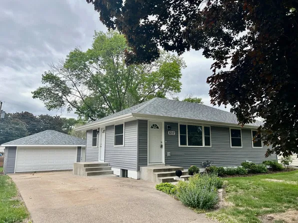 8212 15th Ave S, Bloomington, MN 55425