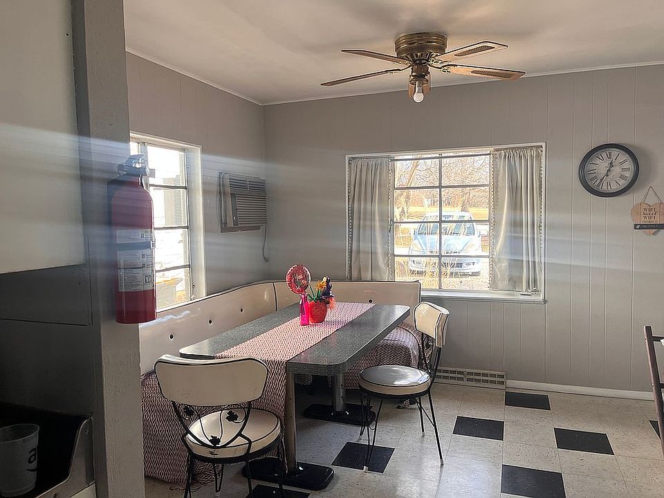 1st image of 914 S Henderson St #1