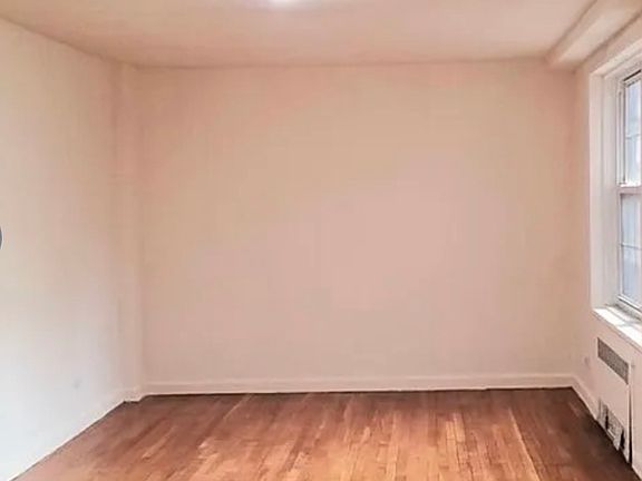 4th image of 36-20 Parsons Blvd #4E