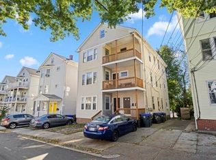 23 Richter St, Providence, RI 02908