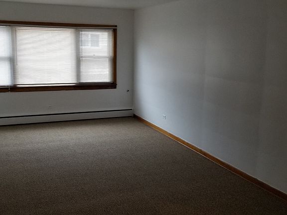 3rd image of 7702 W Belmont Ave APT 3