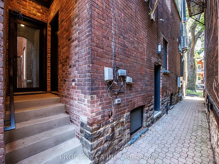 54 Cowan Ave #MAIN — Photo 2