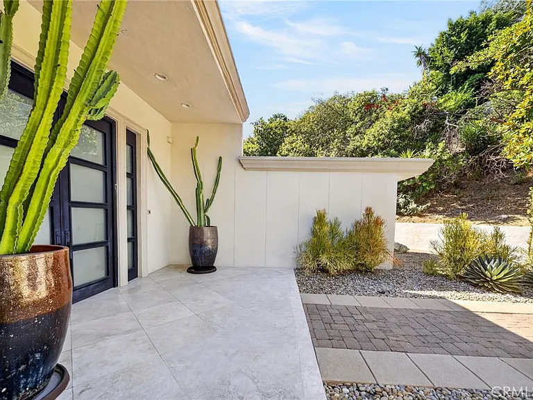 1625 Loma Vista Dr — Photo 46
