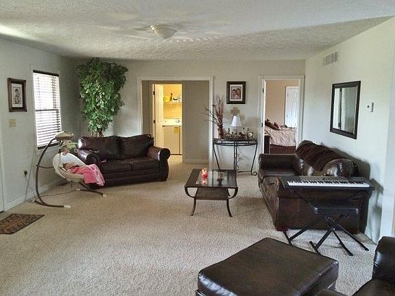 3rd image of 4158 Sweeney Ln