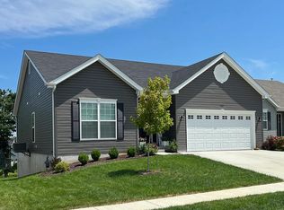4252 Lions Chase Dr, Saint Louis, MO 63125
