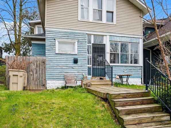 744 Portage Ave, South Bend, IN 46616