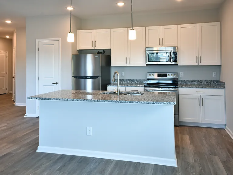Grand Oaks Apartments — Photo 91