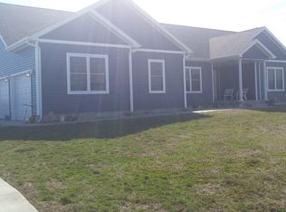 8478 Russell Cir, Dalton City, IL