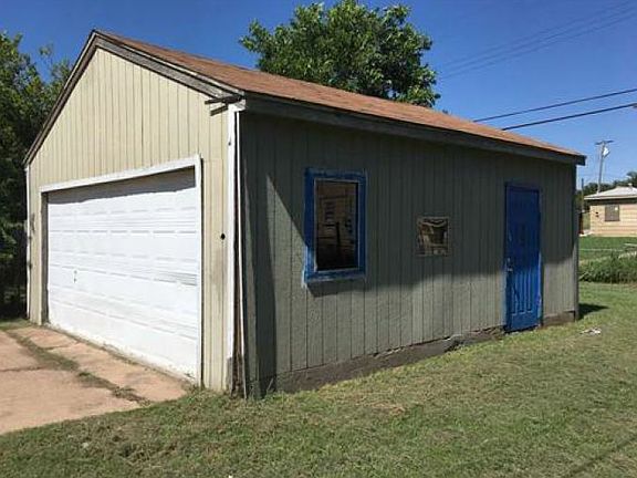 5th image of 2605 NW 26th St