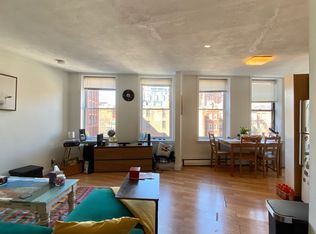 52 Salem St #3-2, Boston, MA 02113