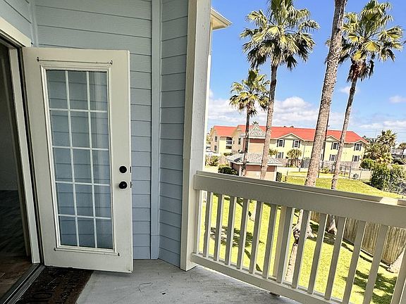 3rd image of 7000 Seawall Blvd APT 125