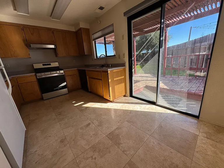 2301 Winter Wheat Pl — Photo 3