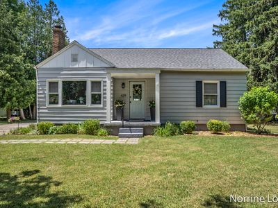 429 Oakhurst Ave NW, Grand Rapids, MI, 49504