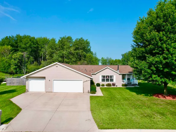 2607 20th St, Menominee, MI 49858