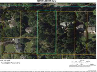 537 Cromar Rd, North Saanich, BC