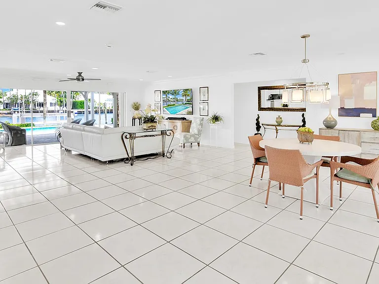 3211 Karen Dr — Photo 6
