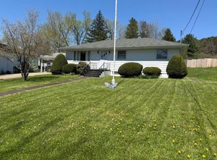 15 Hall St, Sheffield, PA 16347