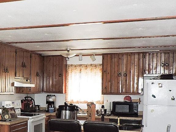 4th image of 34920 Wright Ln