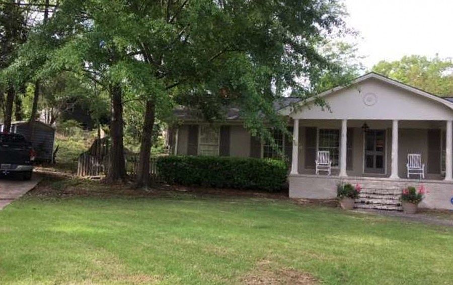 2nd image of 4372 Mountaindale Rd