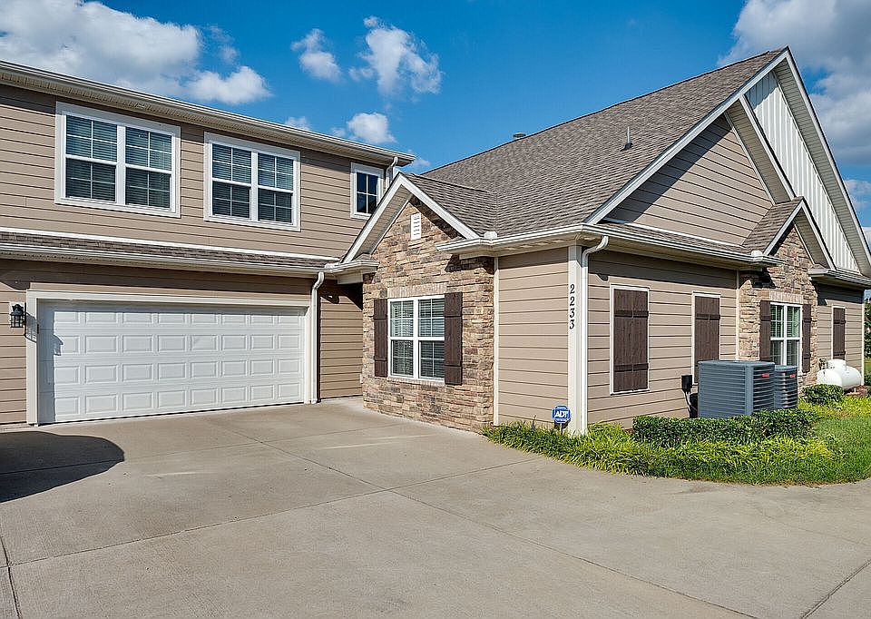 1st image of 2233 Stonecenter Ln