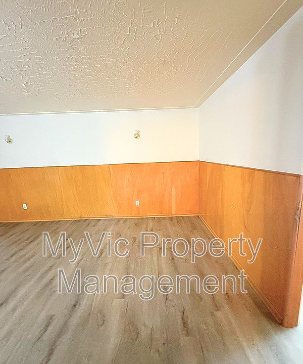 1st image of 10536 76th St NW #Basement
