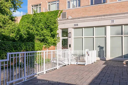 202 Saint Patrick St #10 Photo 1