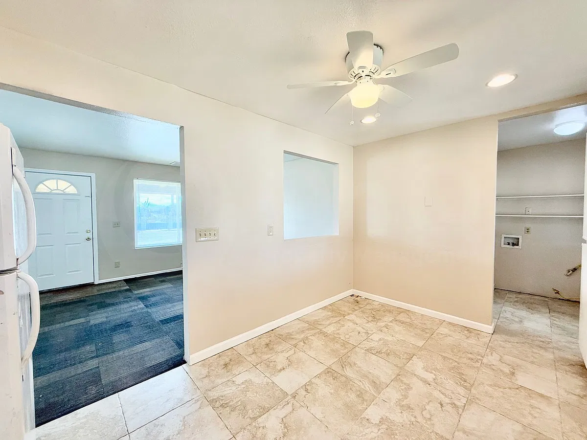 3 bed, 1.0 bath, 1116 sqft, $1,599 — Photo 4