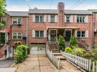 88 Parkway N, Yonkers, NY 10704