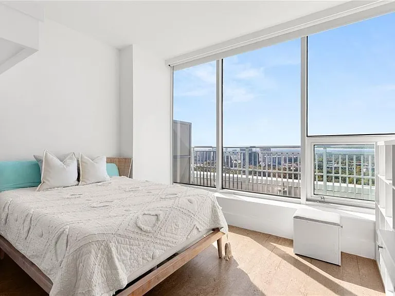 3338 Peachtree Rd NE #3501 — Photo 33