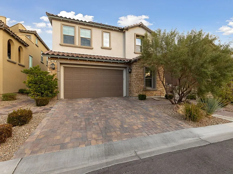 428 Vigo Port St — Photo 11